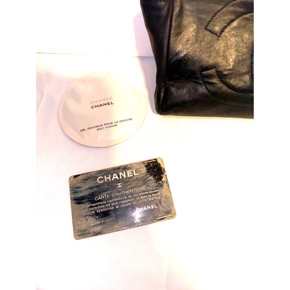 CHANEL CC Logo Long Wallet Black Patent Leather With Authentication Card - Picture 11 of 13